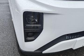 Զ�� ����F1E 2025���ǻ۰�  3.05�׵��Ŵ��綯��ʽ΢�� ����51.39kWhͼƬ