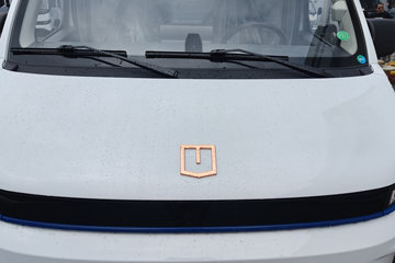 Զ�� ����F1E 2025���ǻ۰�  3.05�׵��Ŵ��綯��ʽ΢�� ����51.39kWhͼƬ