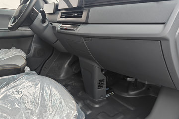 Զ�� ����F1E 2025���ǻ۰�  3.05�׵��Ŵ��綯��ʽ΢�� ����51.39kWhͼƬ