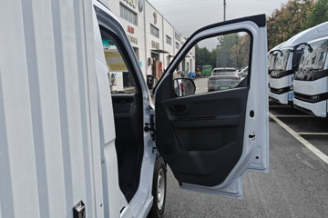 Զ�� ����F1E 2025���ǻ۰�  3.05�׵��Ŵ��綯��ʽ΢�� ����51.39kWhͼƬ