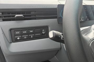 Զ�� ����F1E 2025���ǻ۰�  3.05�׵��Ŵ��綯��ʽ΢�� ����51.39kWhͼƬ