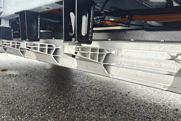 Զ�� ����F1E 2025���ǻ۰�  3.05�׵��Ŵ��綯��ʽ΢�� ����51.39kWhͼƬ