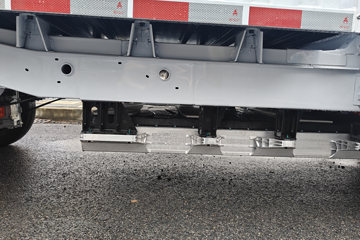 Զ�� ����F1E 2025���ǻ۰�  3.05�׵��Ŵ��綯��ʽ΢�� ����51.39kWhͼƬ