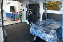 凯翼江豚E5 2025款 客运创业版 6座 纯电动轻客 开瑞36.8kWh