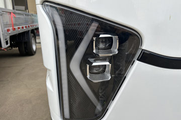�������� ���� 4.5T 4.2�׵��Ŵ��綯�����Ῠ86.55kWhͼƬ