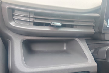 Զ�� ȫ������V7E 2025�� �Ǹ��� 2�� ���綯��ջ��� ��о51.4kWhͼƬ