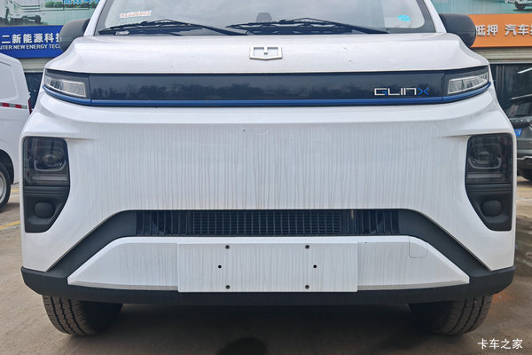 远程 星享V6E功能版 2.3T 6座 4.845米纯电动轻客 智芯46.08kWh