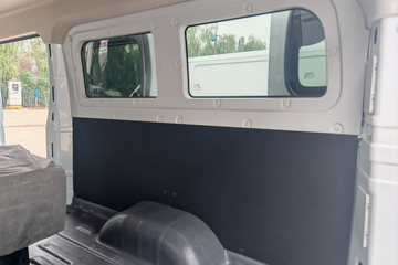 Զ�� ����V6E���ܰ� 2.3T 6�� 4.845�״��綯��� ��о46.08kWhͼƬ