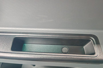 Զ�� ����V6E���ܰ� 2.3T 6�� 4.845�״��綯��� ��о46.08kWhͼƬ