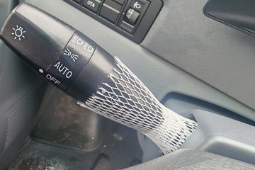 Զ�� ����V6E���ܰ� 2.3T 6�� 4.845�״��綯��� ��о46.08kWhͼƬ