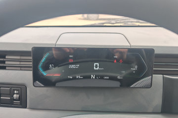 Զ�� ����V6E���ܰ� 2.3T 6�� 4.845�״��綯��� ��о46.08kWhͼƬ