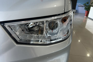 �������ó� ����X7 ������ Һɲ 3.815�׵��Ŵ��綯����΢�� ����62.98kWhͼƬ