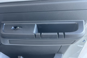 �������ó� ����X7 ������ Һɲ 3.815�׵��Ŵ��綯����΢�� ����62.98kWhͼƬ