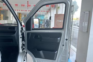 �������ó� ����X7 ������ Һɲ 3.815�׵��Ŵ��綯����΢�� ����62.98kWhͼƬ