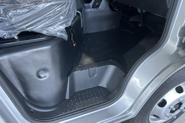 �������ó� ����X7 ������ Һɲ 3.815�׵��Ŵ��綯����΢�� ����62.98kWhͼƬ