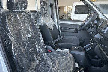 �������ó� ����X7 ������ Һɲ 3.815�׵��Ŵ��綯����΢�� ����62.98kWhͼƬ