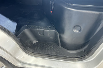 �������ó� ����X7 ������ Һɲ 3.815�׵��Ŵ��綯����΢�� ����62.98kWhͼƬ