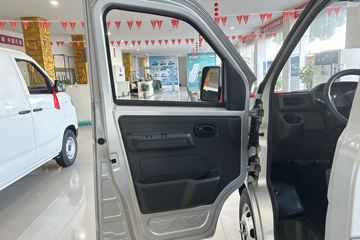 �������ó� ����X7 ������ Һɲ 3.815�׵��Ŵ��綯����΢�� ����62.98kWhͼƬ