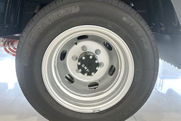 �������ó� ����X7 ������ Һɲ 3.815�׵��Ŵ��綯����΢�� ����62.98kWhͼƬ