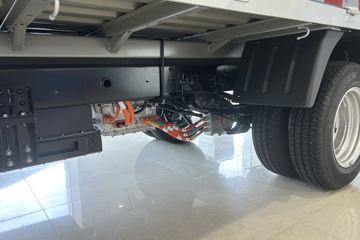 �������ó� ����X7 ������ Һɲ 3.815�׵��Ŵ��綯����΢�� ����62.98kWhͼƬ