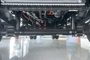 �������ó� ����X7 ������ Һɲ 3.815�׵��Ŵ��綯����΢�� ����62.98kWhͼƬ