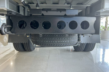 �������ó� ����X7 ������ Һɲ 3.815�׵��Ŵ��綯����΢�� ����62.98kWhͼƬ