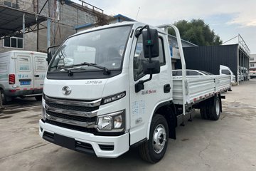 跃进 福星S100Q 1.8L 133马力 汽油 4.2米单排栏板小卡