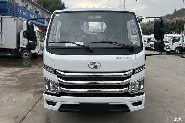 上汽跃进 福星S100V 130马力 蒙沃5档 液刹 4.17米单排厢式微卡