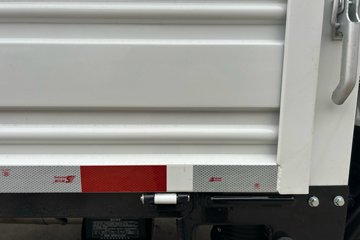 Ծ�� ����S100Q 1.8L 133���� ���� 4.2�׵�������С��ͼƬ