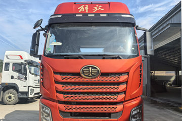 һ�����J6G �캽�� 7.8L���� 360���� 4X2 һ�����10�� �߶� 8����ʽ�ػ���ͼƬ