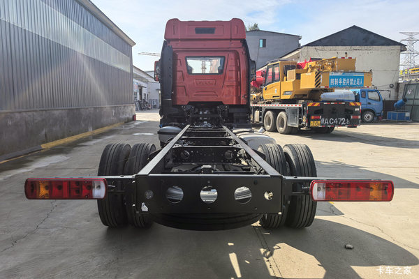 解放J6G六缸大单桥上海火热促销中 让利高达4万