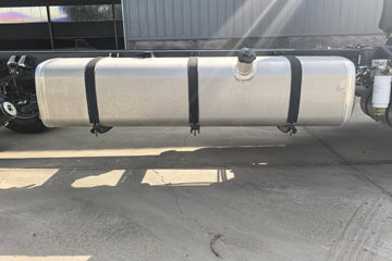 һ�����J6G �캽�� 7.8L���� 360���� 4X2 һ�����10�� �߶� 8����ʽ�ػ���ͼƬ