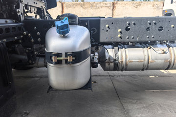 һ�����J6G �캽�� 7.8L���� 360���� 4X2 һ�����10�� �߶� 8����ʽ�ػ���ͼƬ