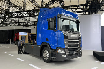 ˹������ ��500Rϵ�� ������ 12.7L���� 500���� 4X2 AMT�Զ��� �߶� ǣ����ͼƬ