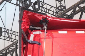 ˹��������500R ��������� 12.7L���� 500���� 6X2R ˹������14�� AMT�Զ��� ǣ����ͼƬ