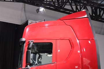 ˹��������500R ��������� 12.7L���� 500���� 6X2R ˹������14�� AMT�Զ��� ǣ����ͼƬ