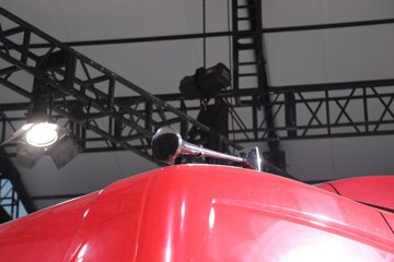 ˹��������500R ��������� 12.7L���� 500���� 6X2R ˹������14�� AMT�Զ��� ǣ����ͼƬ