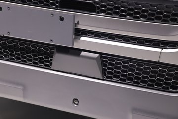 ˹��������500R ��������� 12.7L���� 500���� 6X2R ˹������14�� AMT�Զ��� ǣ����ͼƬ