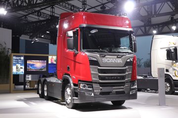 斯堪尼亚新500R 东方赤焰版 12.7L柴油 500马力 6X2R 斯堪尼亚14档 AMT自动档 牵引车