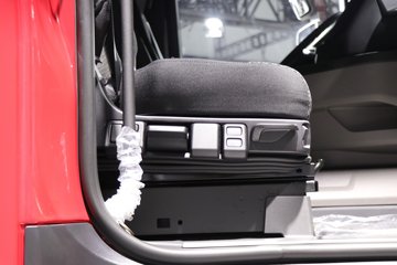 ˹��������500R ��������� 12.7L���� 500���� 6X2R ˹������14�� AMT�Զ��� ǣ����ͼƬ