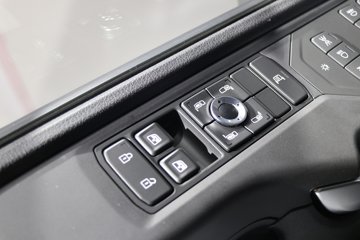 ˹��������500R ��������� 12.7L���� 500���� 6X2R ˹������14�� AMT�Զ��� ǣ����ͼƬ