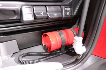 ˹��������500R ��������� 12.7L���� 500���� 6X2R ˹������14�� AMT�Զ��� ǣ����ͼƬ