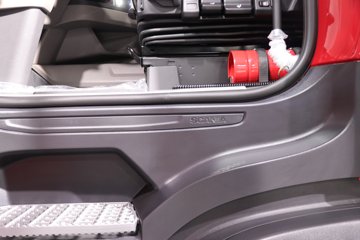 ˹��������500R ��������� 12.7L���� 500���� 6X2R ˹������14�� AMT�Զ��� ǣ����ͼƬ