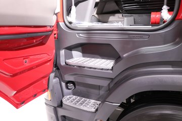 ˹��������500R ��������� 12.7L���� 500���� 6X2R ˹������14�� AMT�Զ��� ǣ����ͼƬ