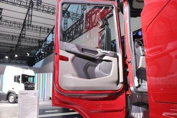 ˹��������500R ��������� 12.7L���� 500���� 6X2R ˹������14�� AMT�Զ��� ǣ����ͼƬ