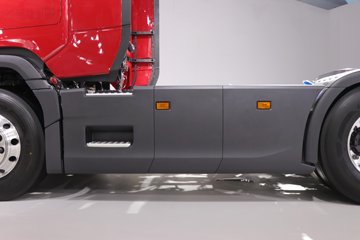 ˹��������500R ��������� 12.7L���� 500���� 6X2R ˹������14�� AMT�Զ��� ǣ����ͼƬ