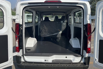 ����E��˳ 2025�� ������ ���綯 5�� 4.885�׶���Ͷ���� 41.86kWhͼƬ