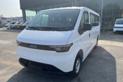 江铃E福顺 2025款 明窗版 纯电动 7座 5.185米中轴低顶轻客 53.58kWh