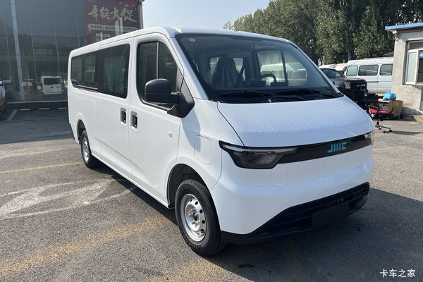 江铃E福顺 2025款 明窗版 纯电动 7座 5.185米中轴低顶轻客 53.58kWh