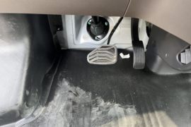 E福顺&nbsp;电动封闭厢货驾驶室图片